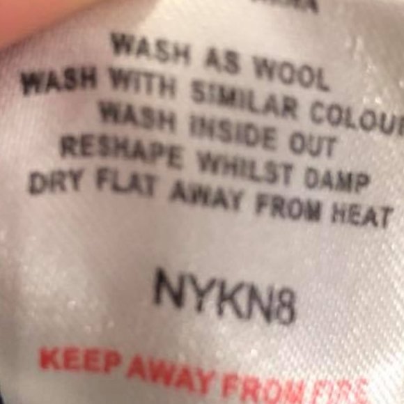 Native Youth Woman's Sz M Sweater Colorful Aztec - Picture 7 of 7